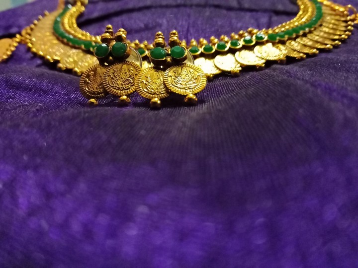 gold earrings