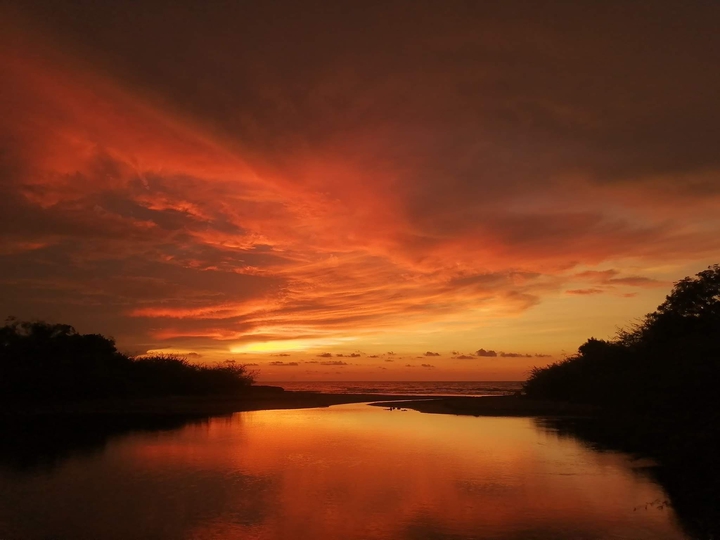 Red Sky At Night ❤