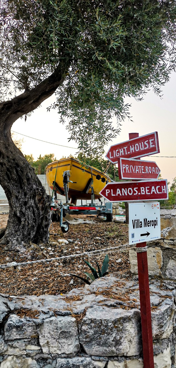 road to the beach