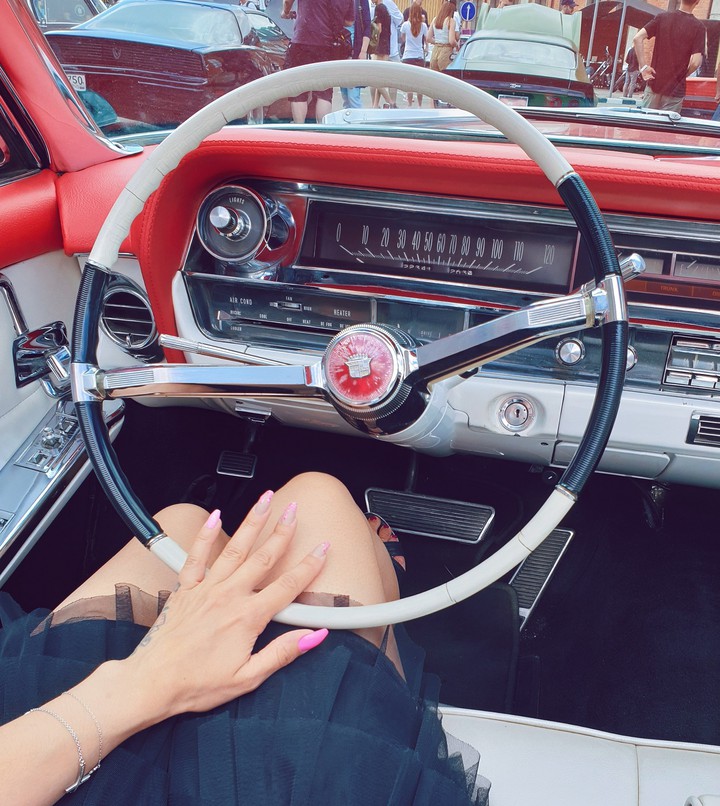 Cadillac DeVille