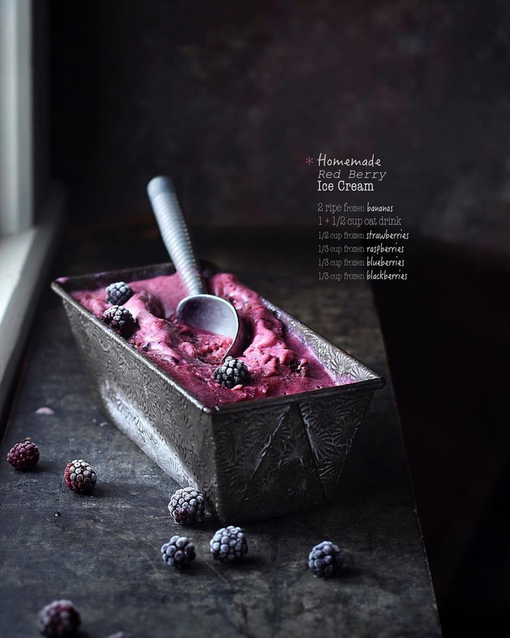 ice cream bulk of red berries