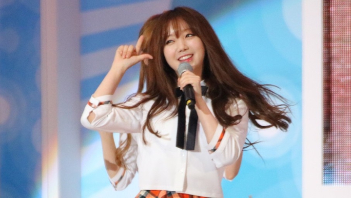 Korean singer Lovelyz