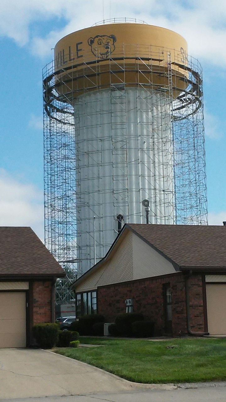 Shelbyville water tower...