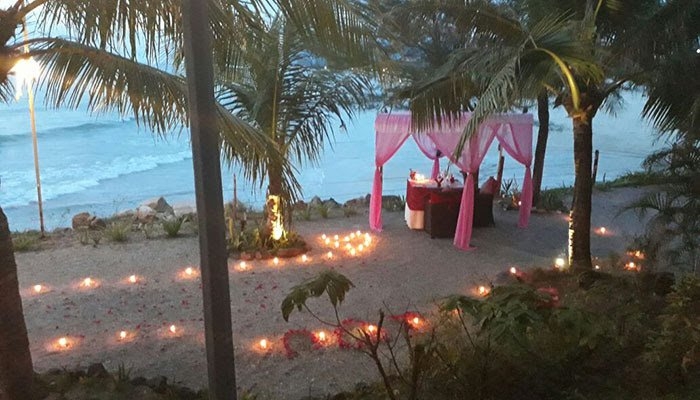 romantic sea site