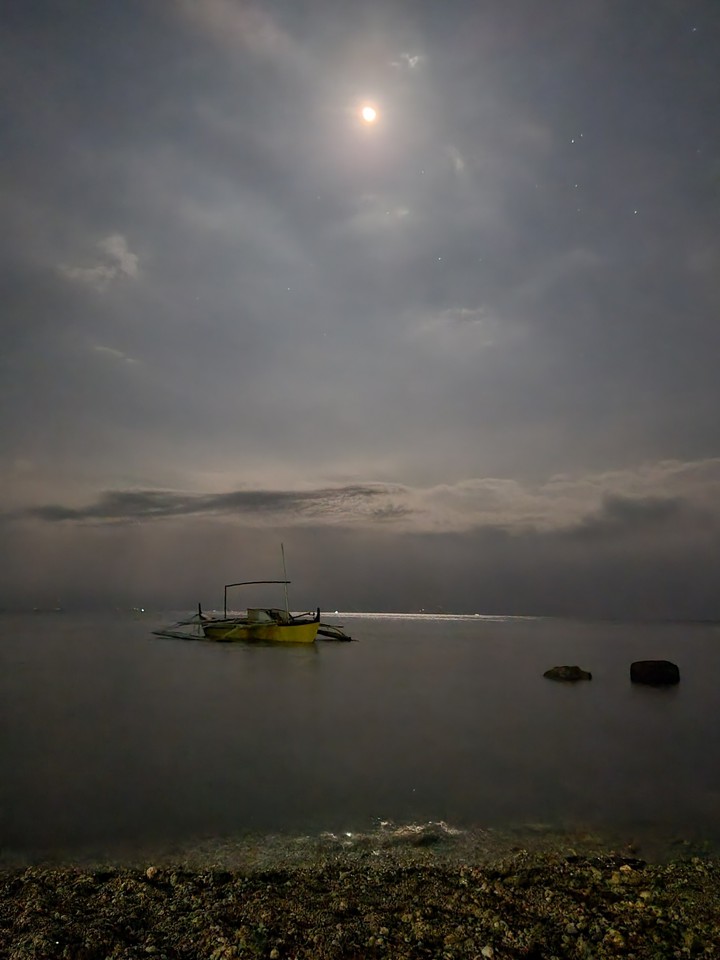 Moon.Sand.Sea