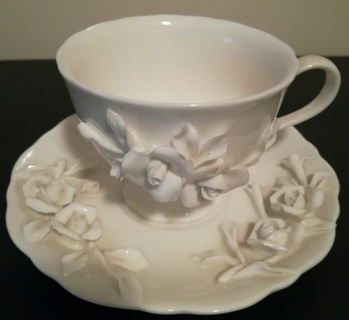 Porcelanowa filiżanka
