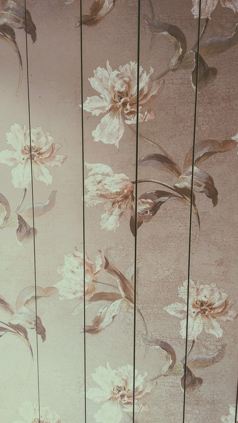 floral wallcoverings