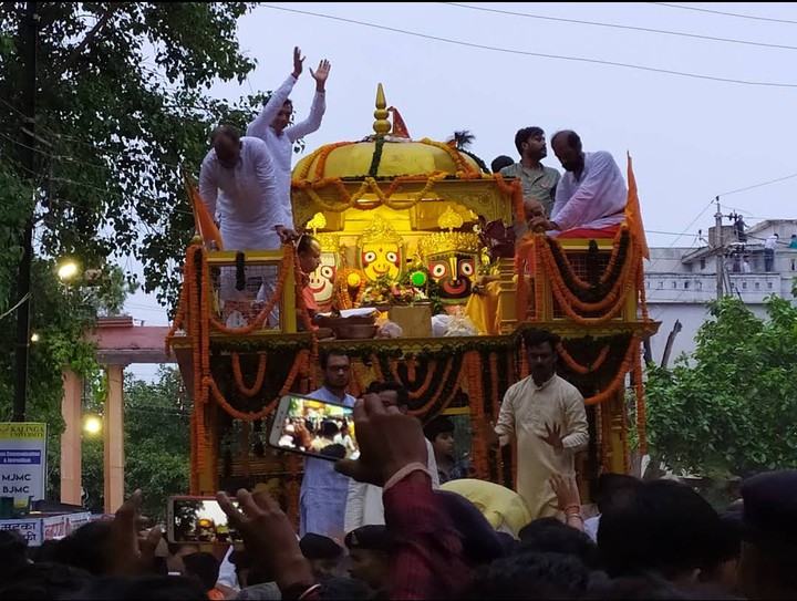 श्री जगन्नाथ भगवान, बहन माता सुभद्रा और भाई बलभद्र