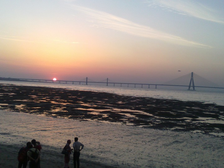 Sunset at Bandra Worli Sea Link , Mumbai, India.