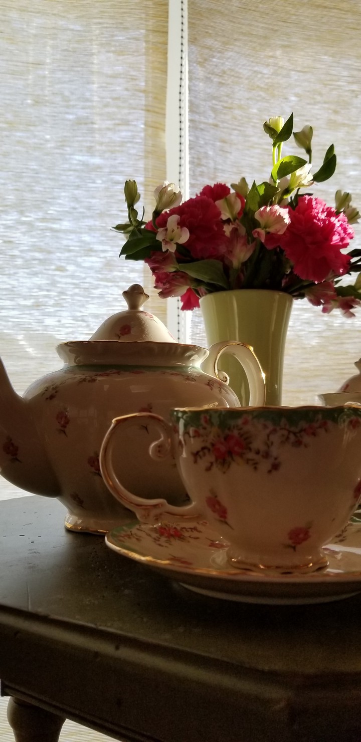Tea pot