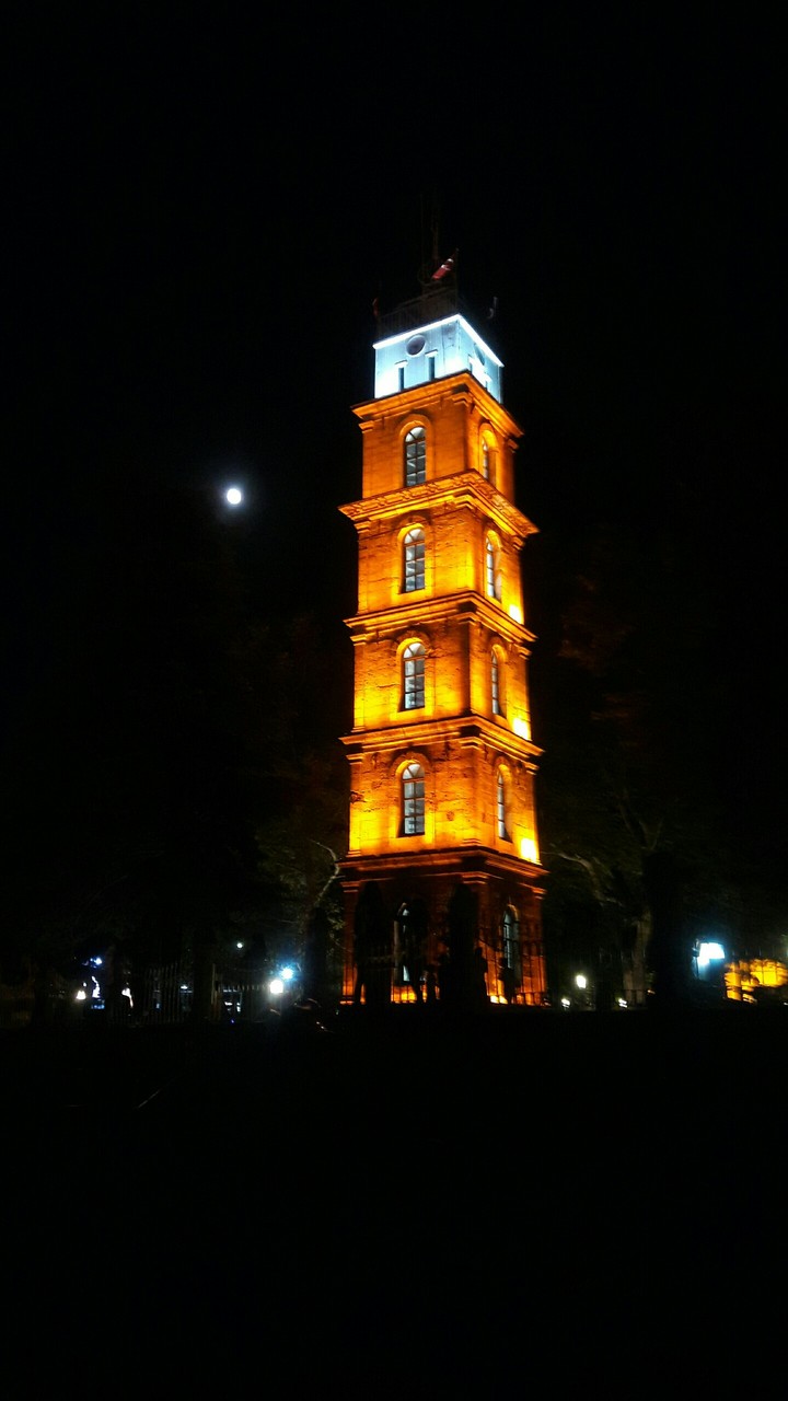 Saat kulesi
