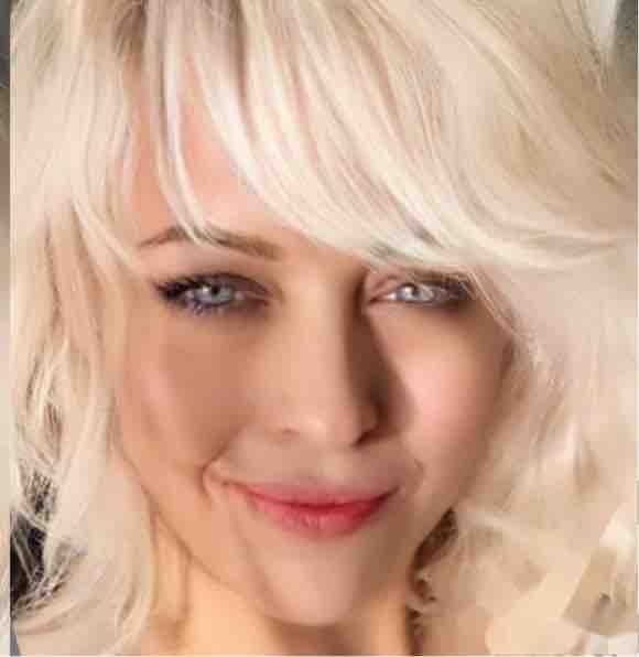 blond