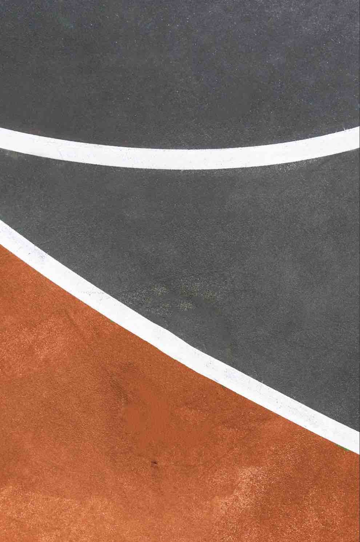 ⠀