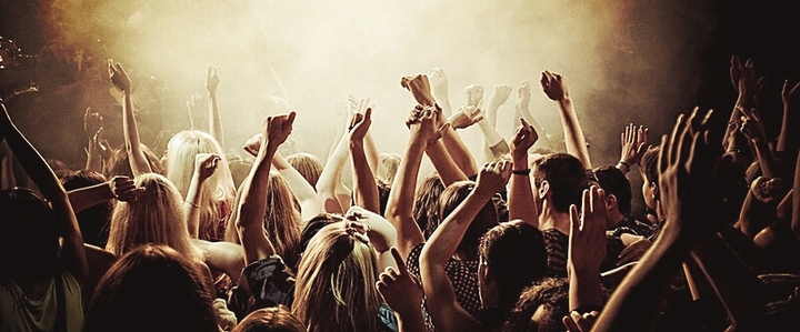 crowd of concerts