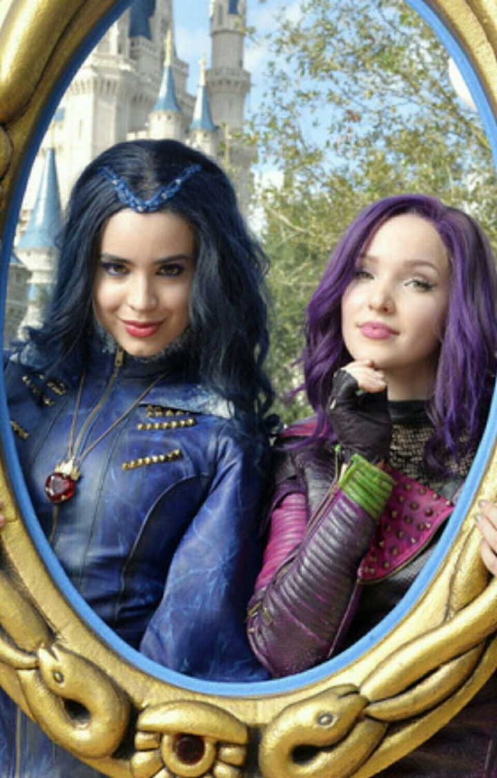 mal and evie