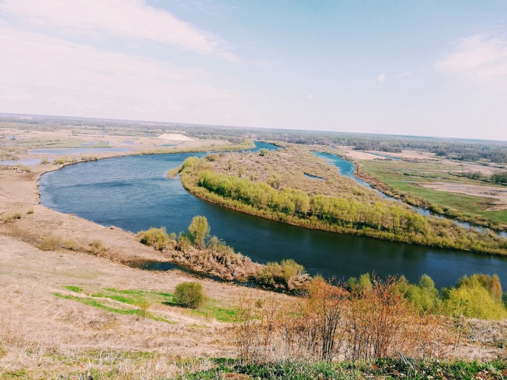 река
