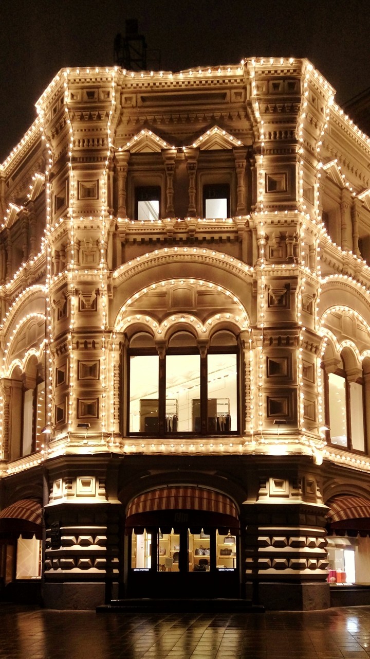 Moscow. State department store (GUM)