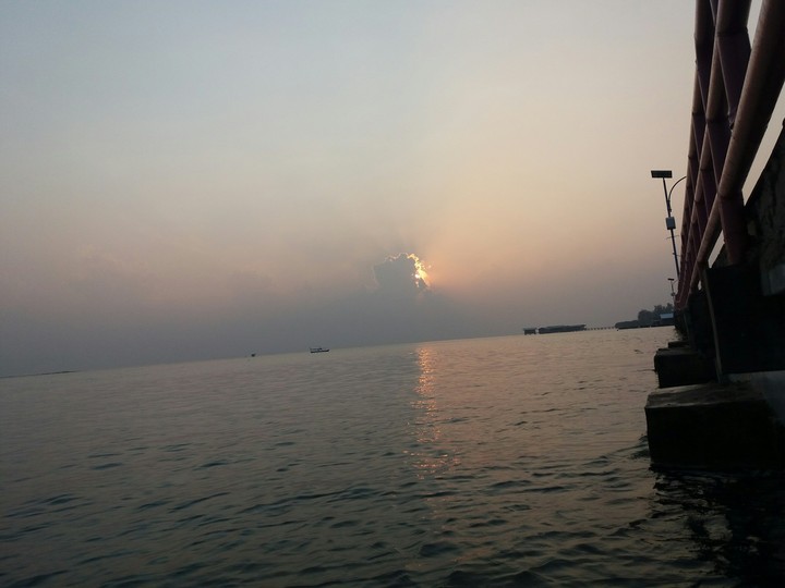 quiet morning at the tidung island