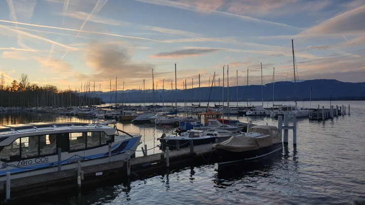 Sunset on the lake