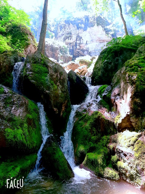 آبشار کبودوال