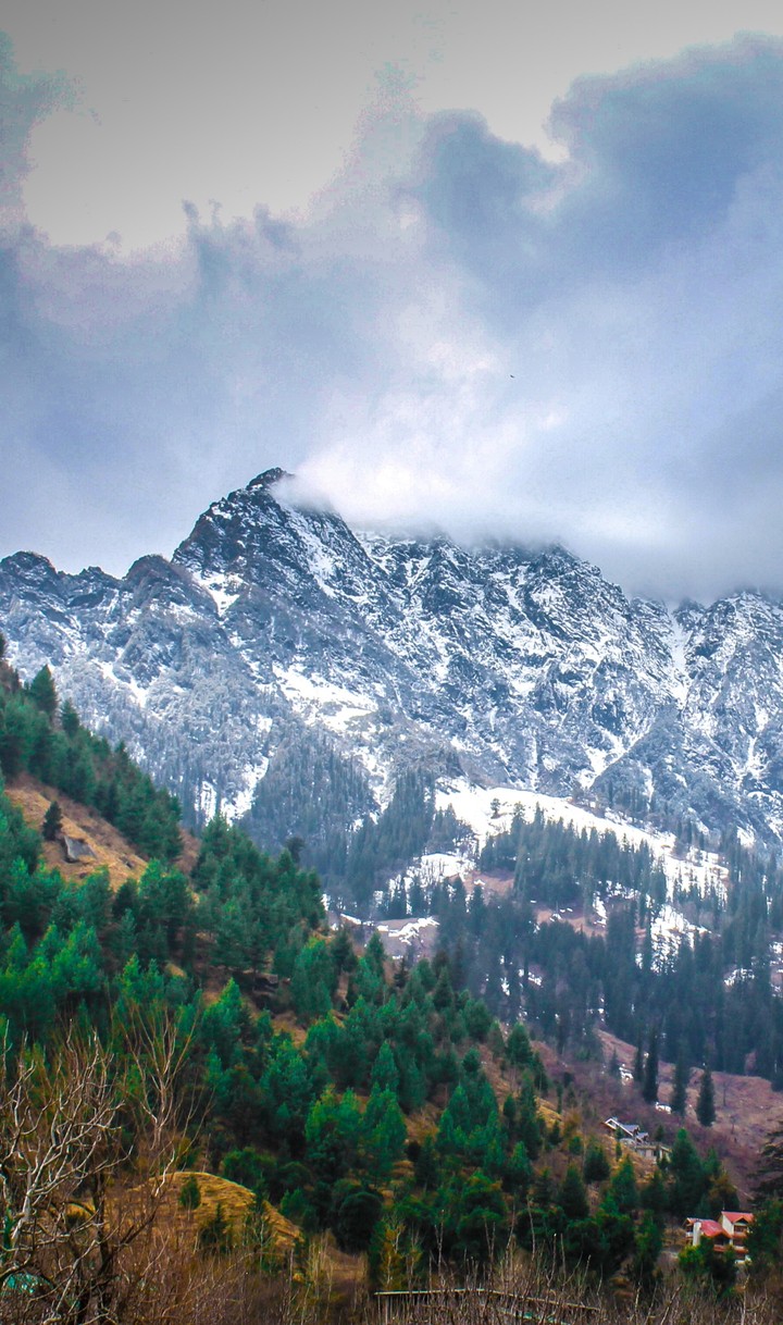 Himalayas. heaven on earth. india
