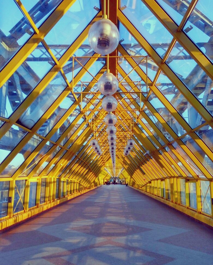 мост