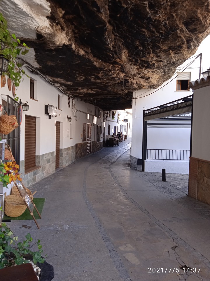 Setenil de las Bodegas