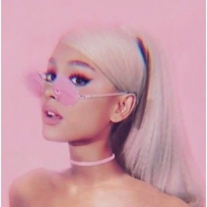 pink Ariana Grande! ?