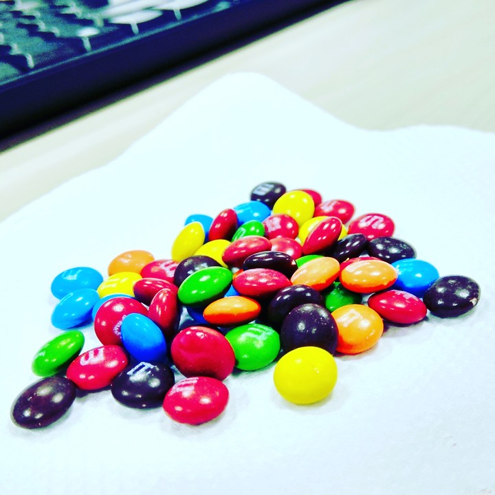 m&m