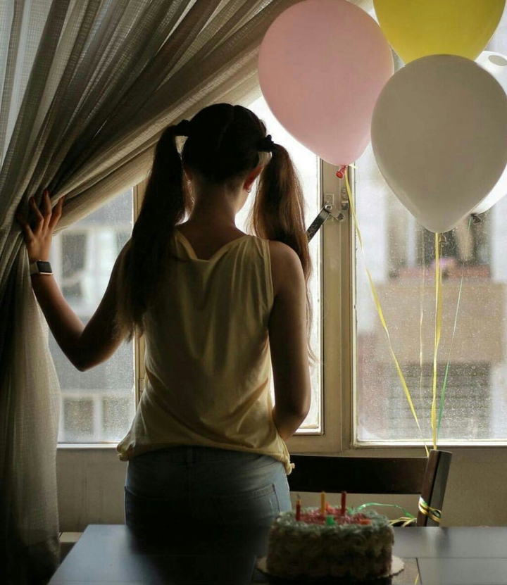 8 th of ocober was my birthday But nobody came