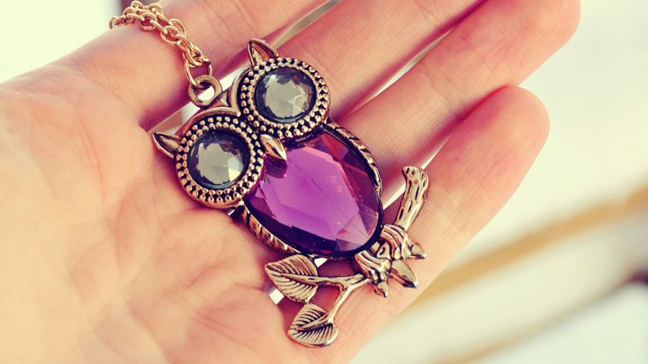 4k Pendant neck