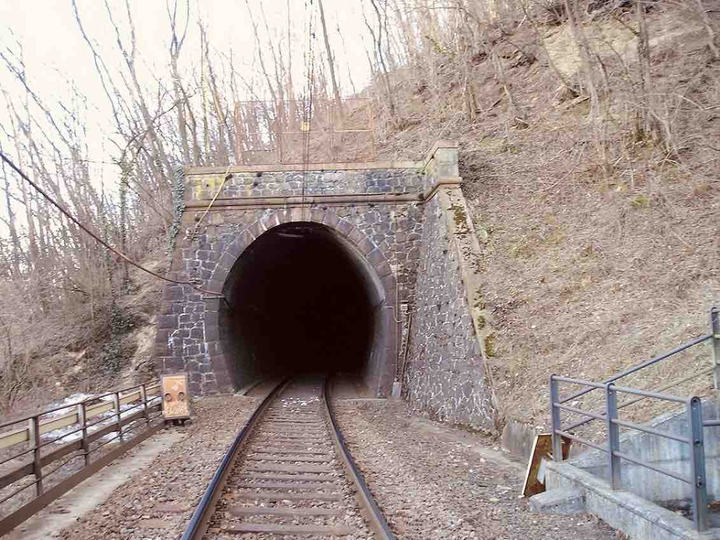 Tunnel Ferroviario