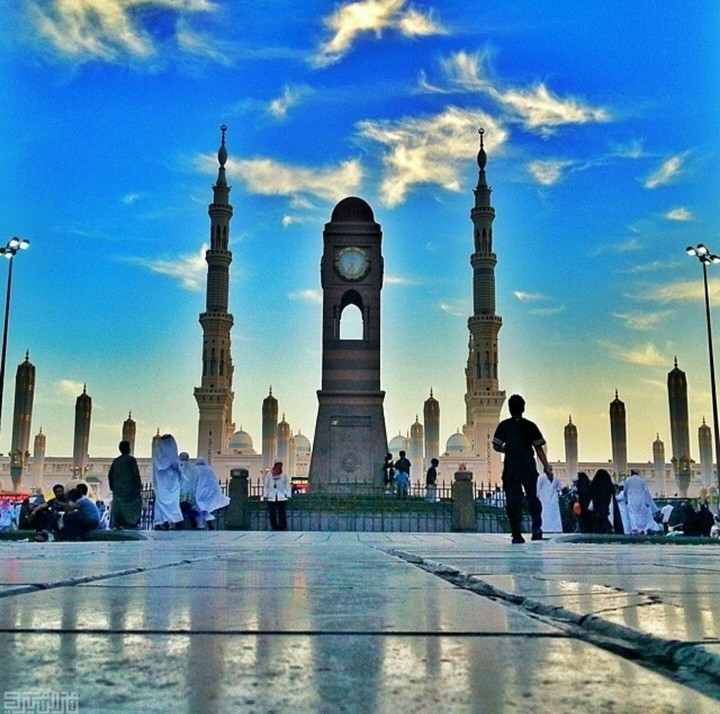 Masjid Nabvi...