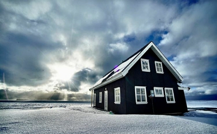 Islandia House