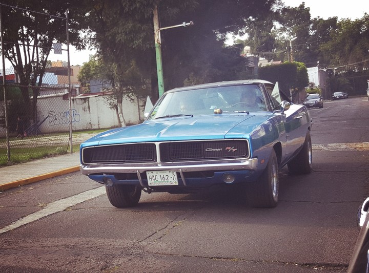 CHARGER  69 RT
