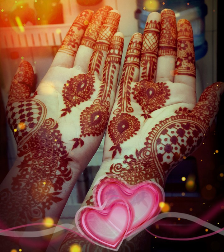 Mehndi Hands