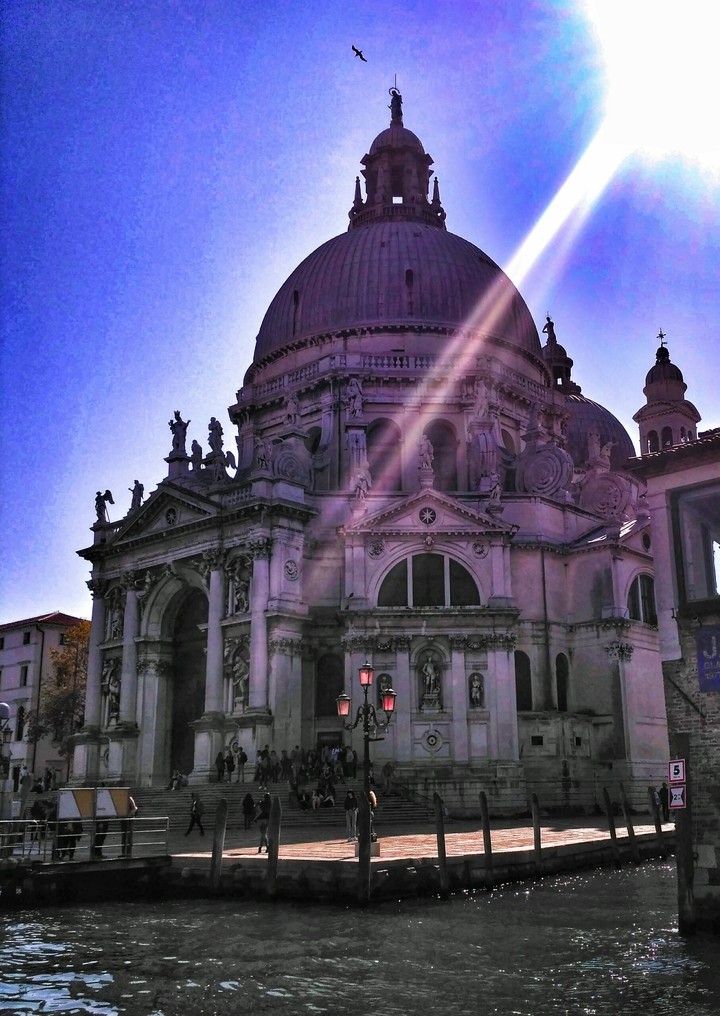 venetian sun