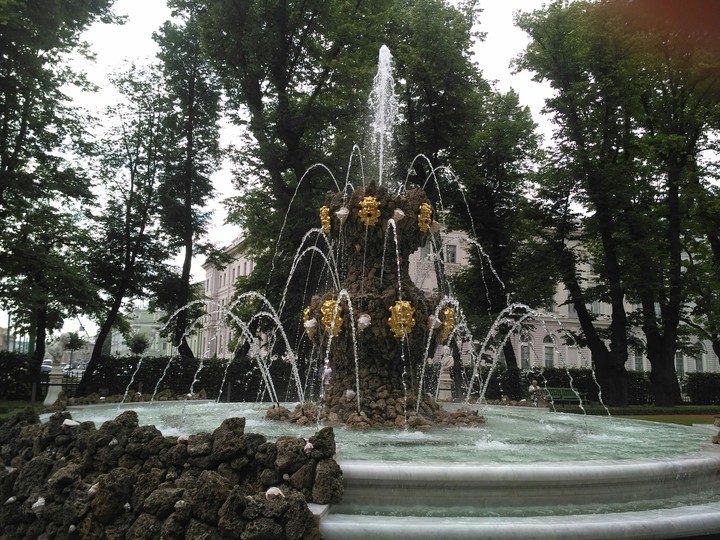 Фонтан
