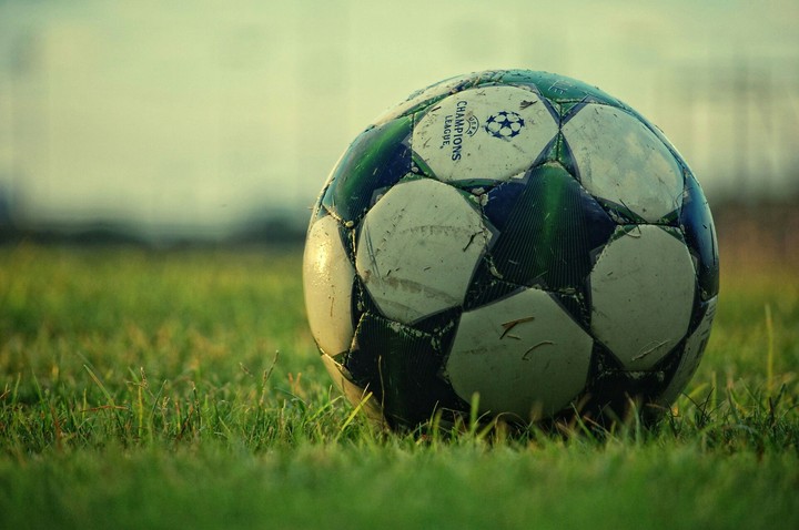 Let's Football