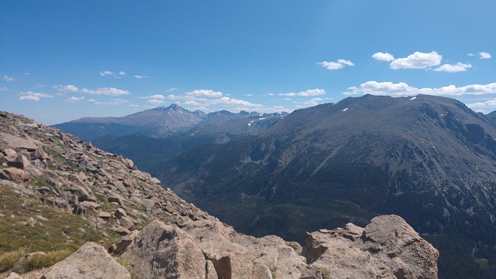 many mountains