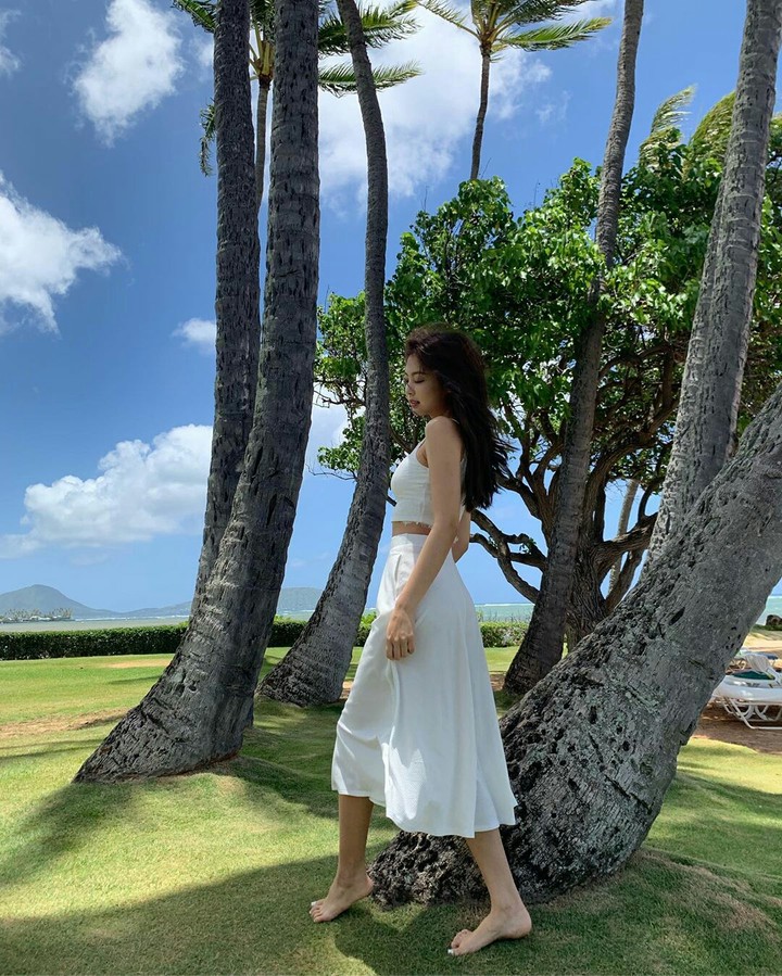JENNIE