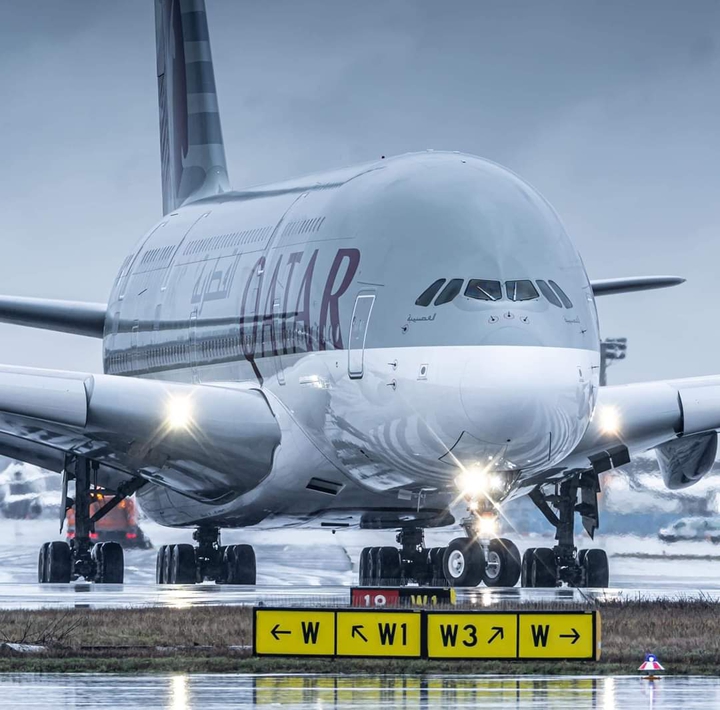 Qatar a380