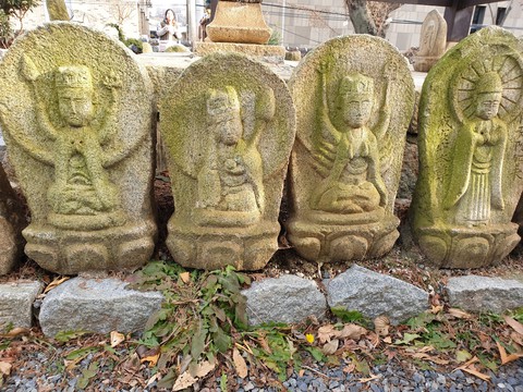 동국사