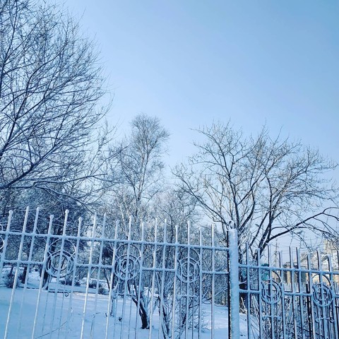 last spring snow