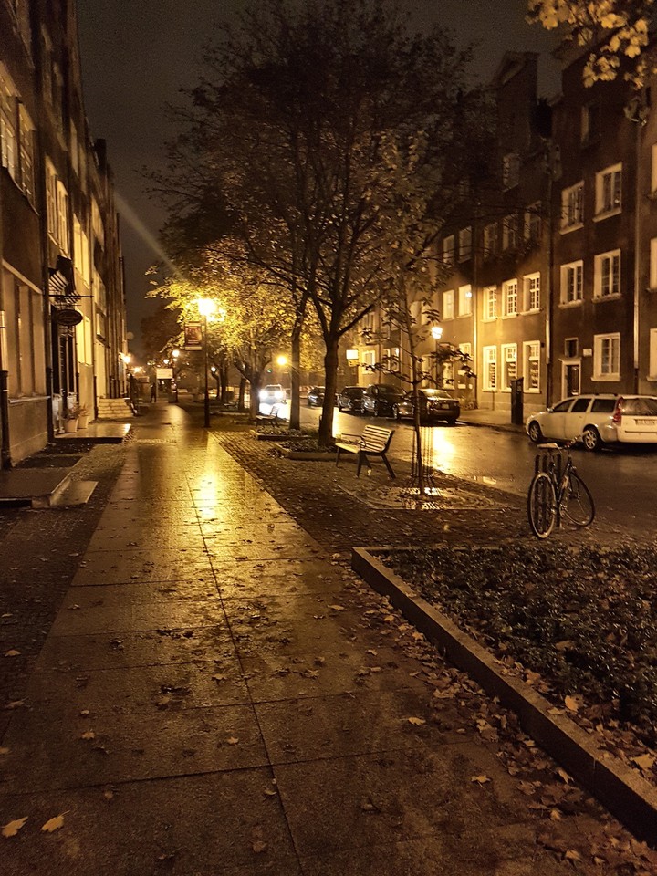 Gdańsk nocą