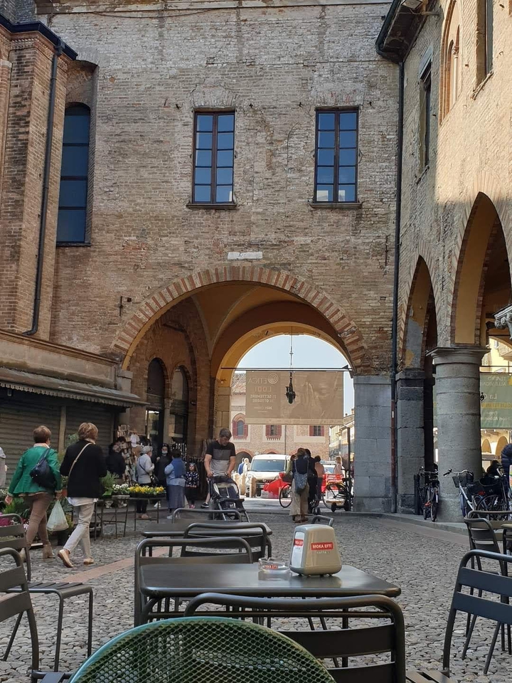 P.zza Broletto  Lodi