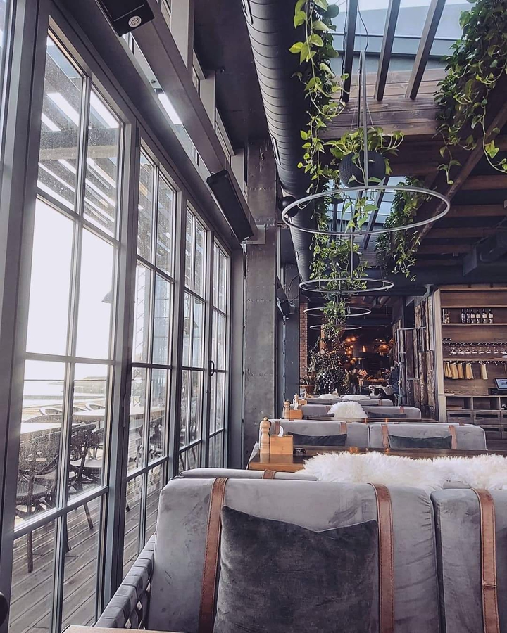 Cafe