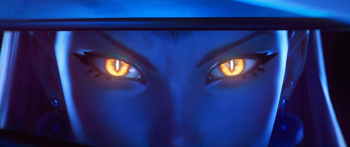EVELYNN'S EYES