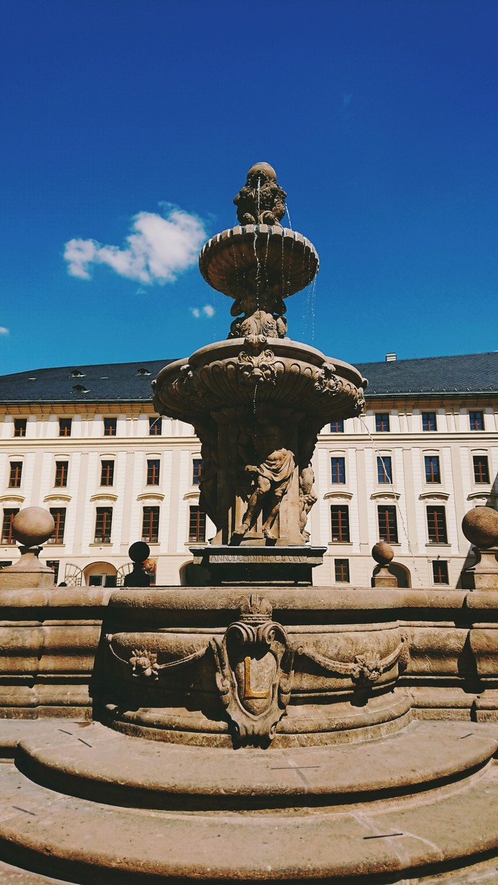 Прага