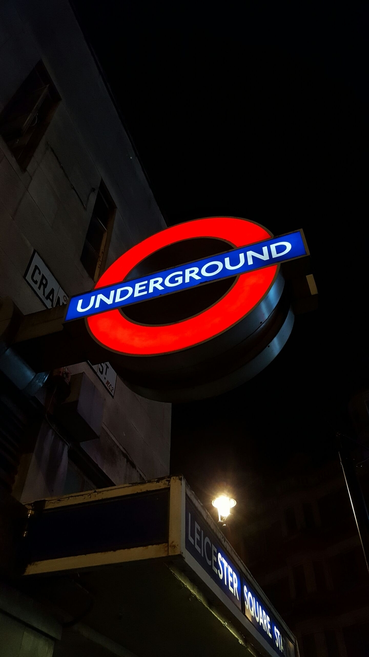 London Underground - Leicester Square